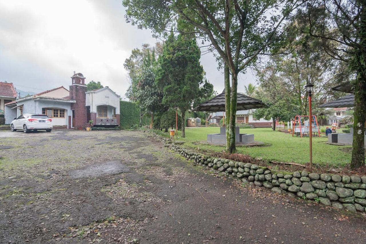 Hotel Puspa Sari Redpartner Ciater Zewnętrze zdjęcie